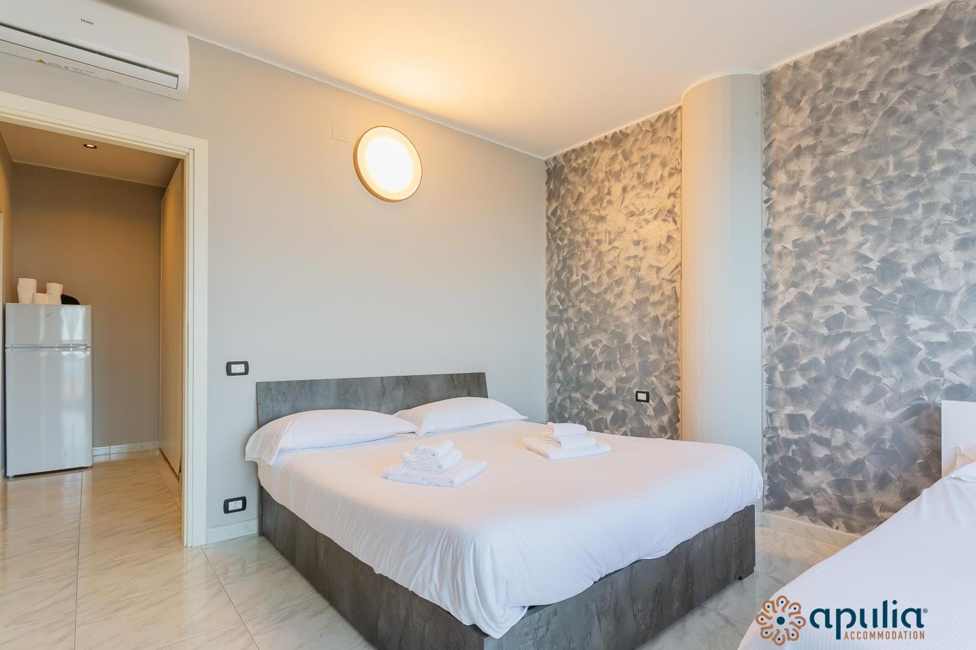 The Boat By Apulia Accommodation Bari Exterior foto